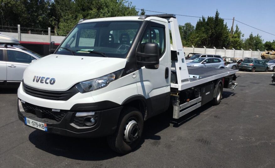 Dépanneuse VL Iveco Daily 180/70 Plateau/Panier 2020 – VENDU