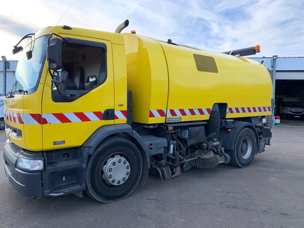 Balayeuse Eurovoirie Renault Premium 320 – VENDU
