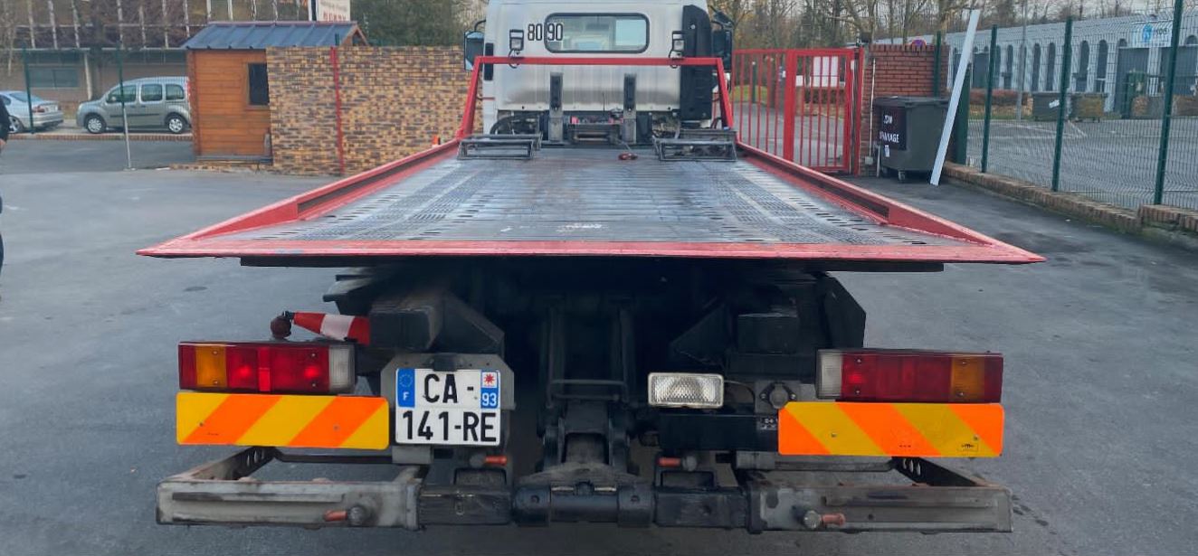 Dépanneuse VL Isuzu N-Evolution Plateau/Panier Jige 2012 – VENDU