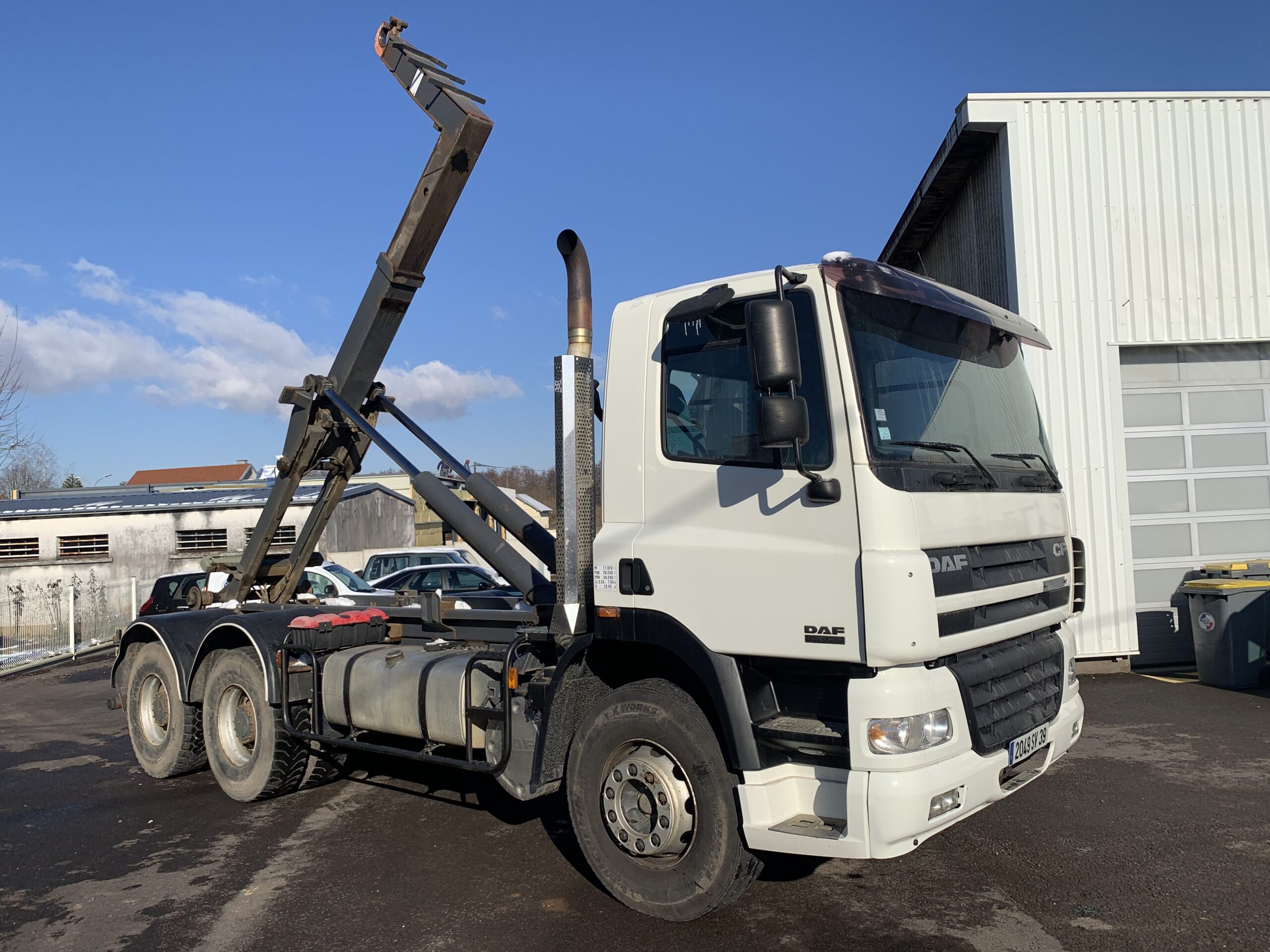 Camion polybenne Daf CF 430 6X4 2005 – VENDU