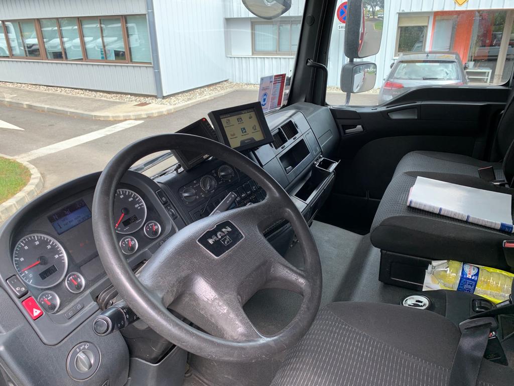 Dépanneuse VL 12T Man TGL 12.250 double cabine Plateau/Panier Fiault 2012 – VENDU