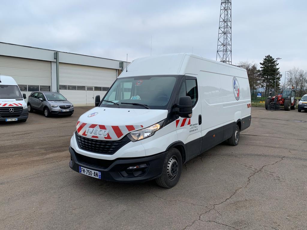 Fourgon atelier pneumatique Iveco Daily 35S16V16 16m3 L4H2 2019 – VENDU