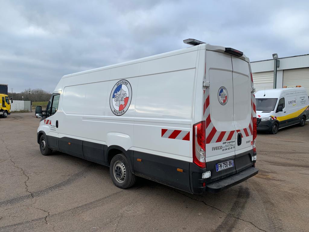 Fourgon atelier pneumatique Iveco Daily 35S16V16 16m3 L4H2 2019 – VENDU