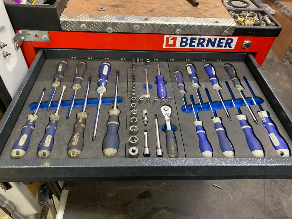 Fourgon atelier pneumatique Iveco Daily 35S16V16 16m3 L4H2 2019 – VENDU