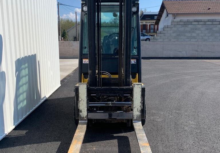 Chariot élévateur Yale 3T GDP30VX 2015