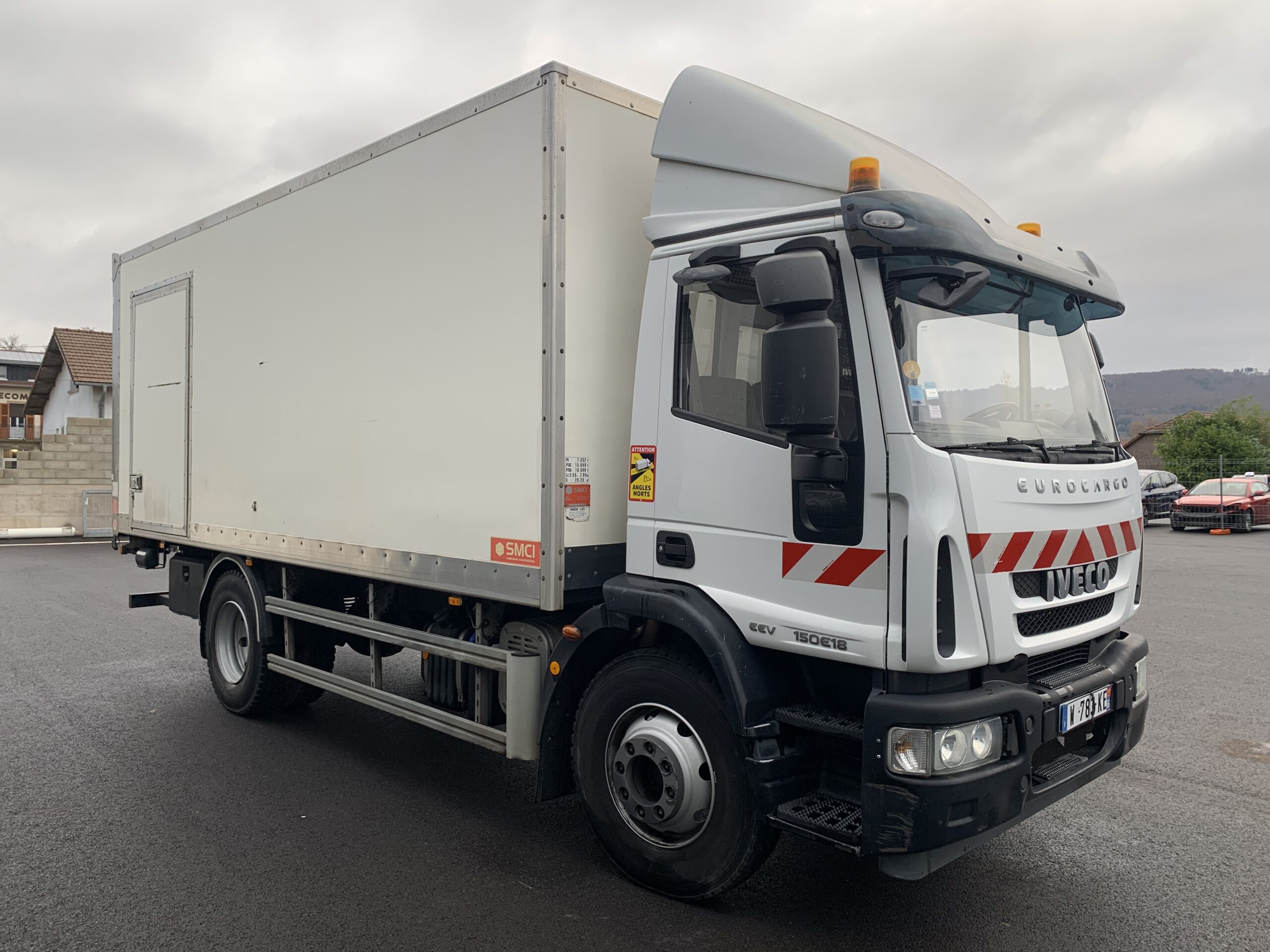 Iveco Eurocargo 150E18 EEV 15T fourgon/hayon PALFINGER – VENDU