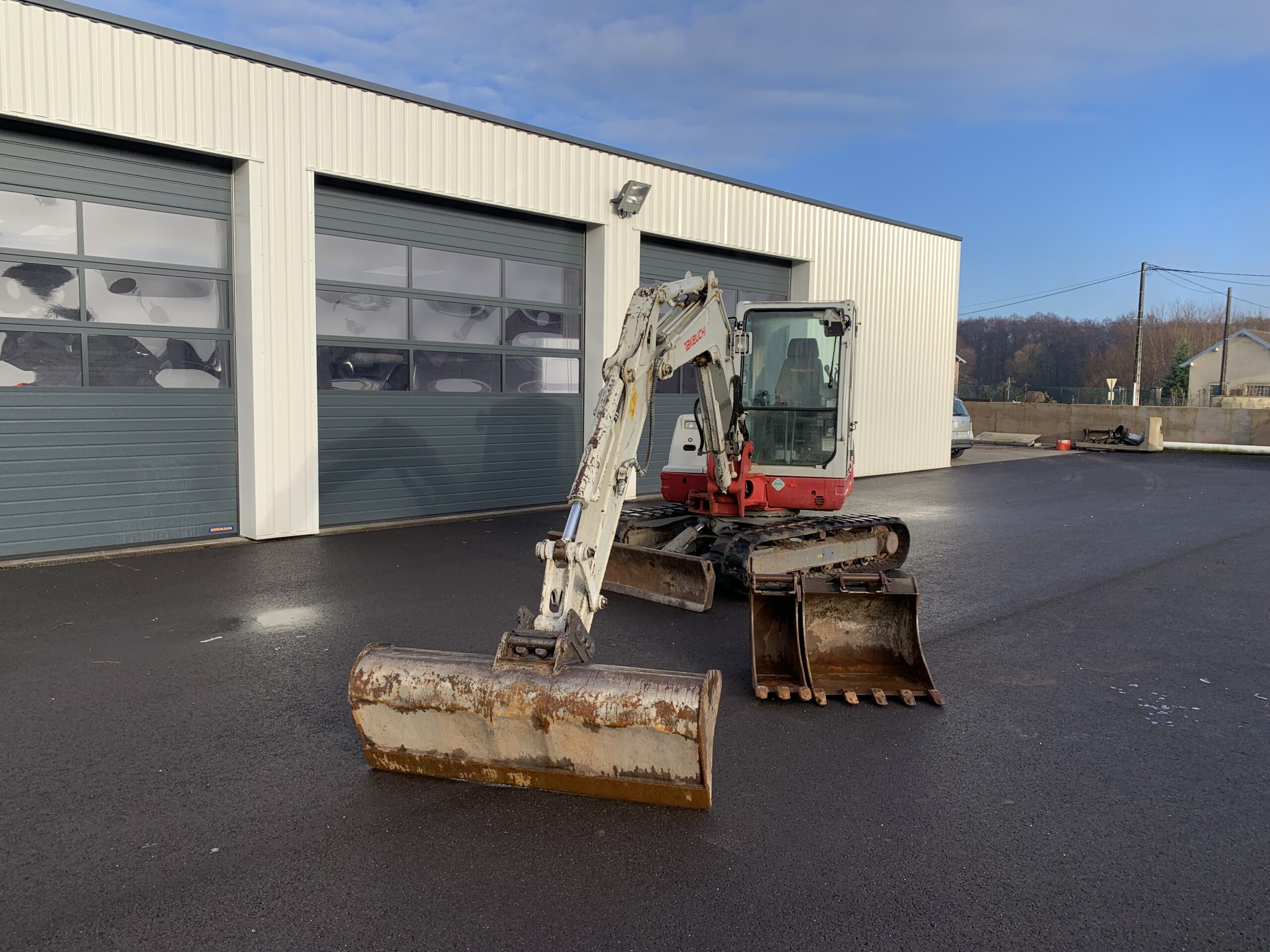 Mini-pelle 5T Takeuchi TB 250 2013