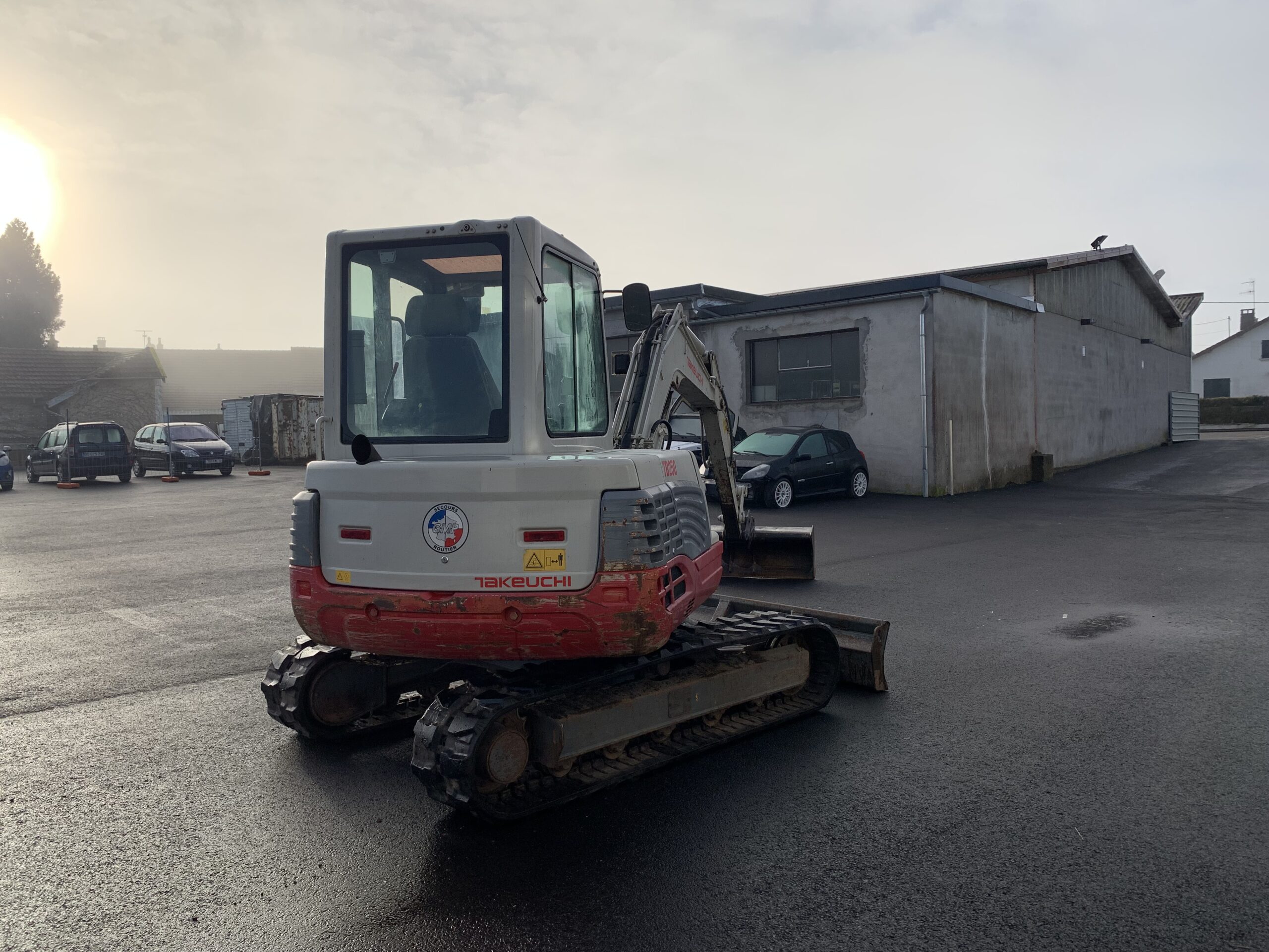 Mini-pelle 5T Takeuchi TB 250 2013