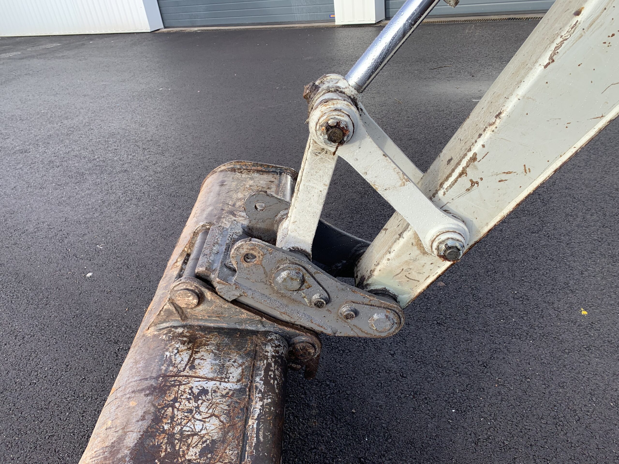 Mini-pelle 5T Takeuchi TB 250 2013